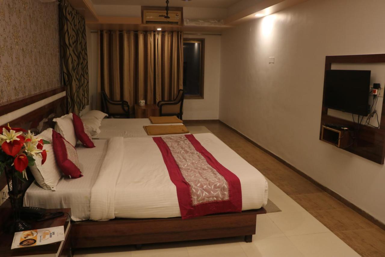 Mountview Resort Lonavala Buitenkant foto