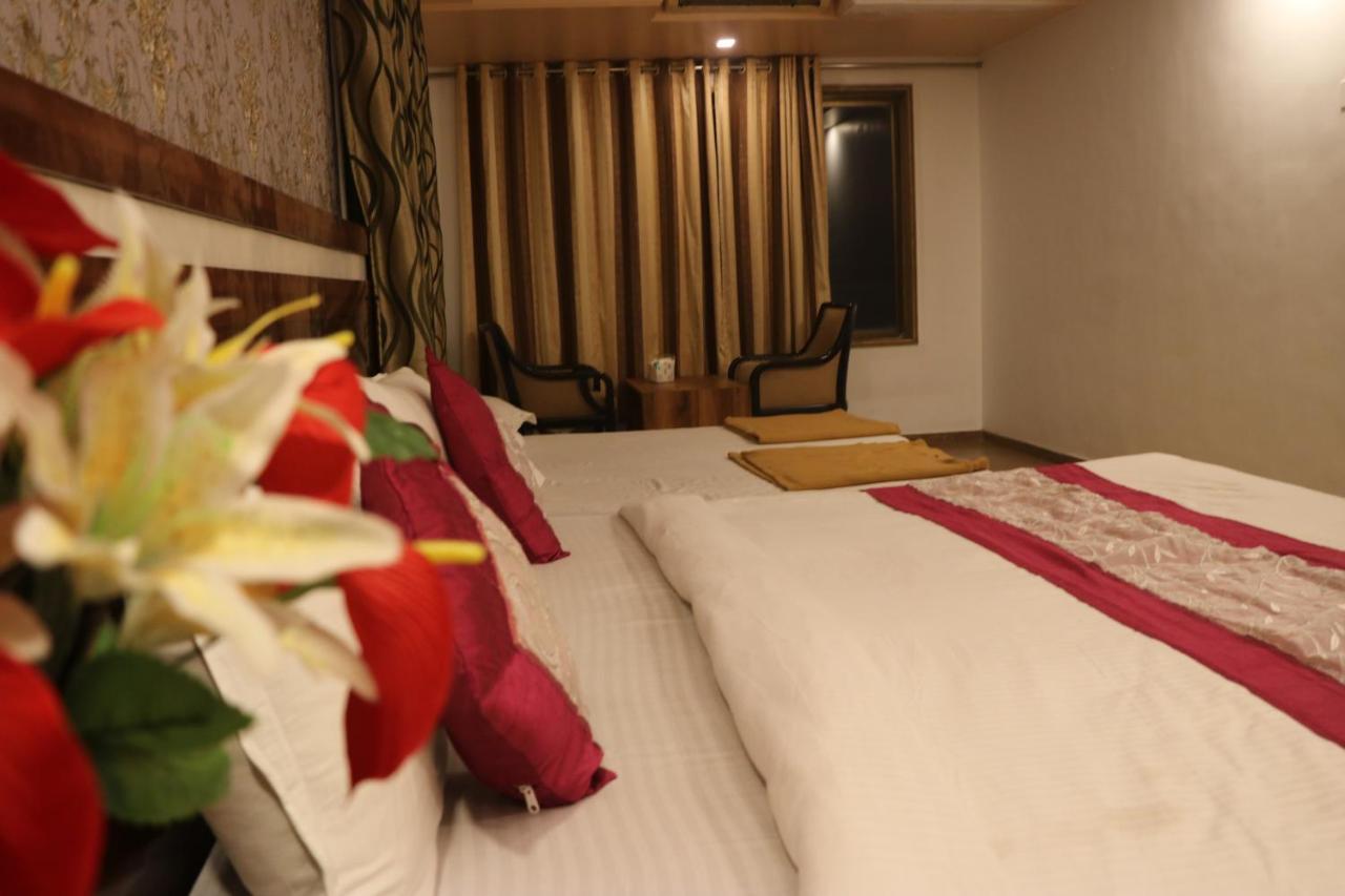 Mountview Resort Lonavala Buitenkant foto