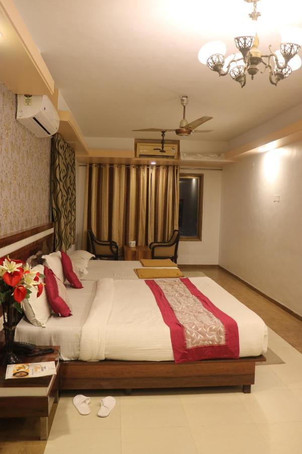 Mountview Resort Lonavala Buitenkant foto