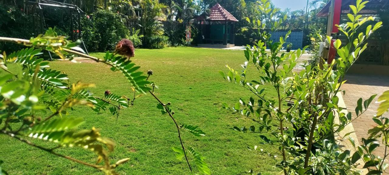Mountview Resort Lonavala Buitenkant foto