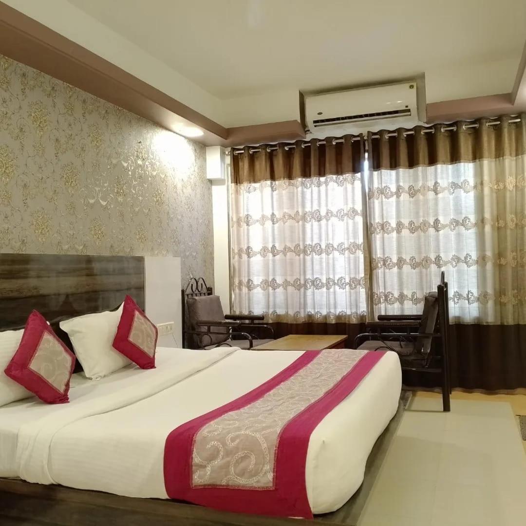 Mountview Resort Lonavala Buitenkant foto