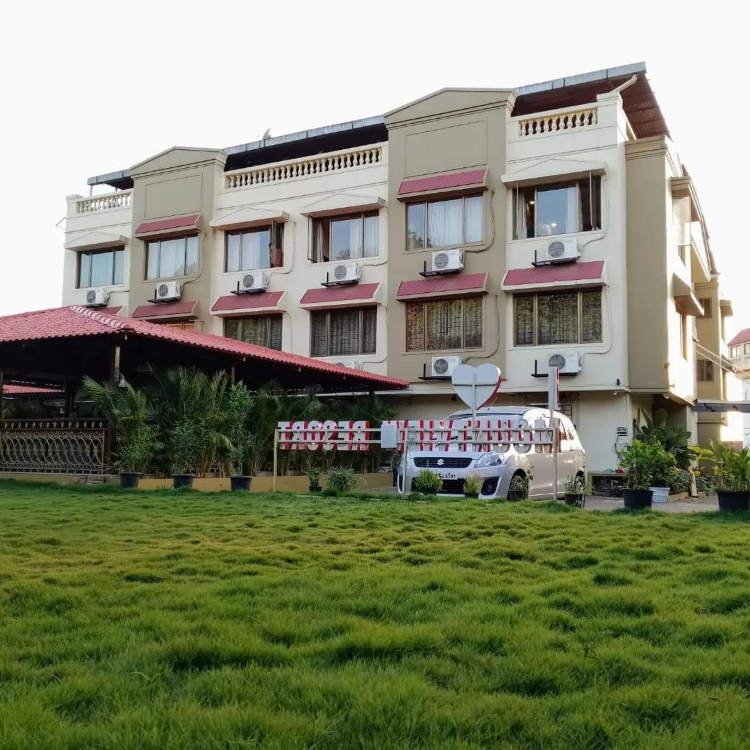 Mountview Resort Lonavala Buitenkant foto